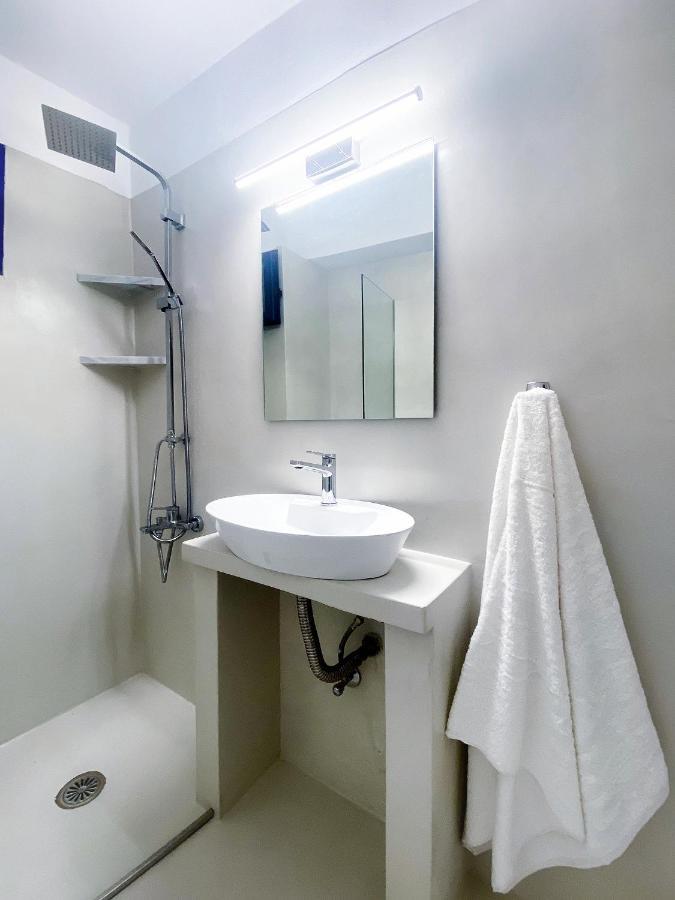 Lulu - Self Catering Accommodation Monemvasziá Kültér fotó